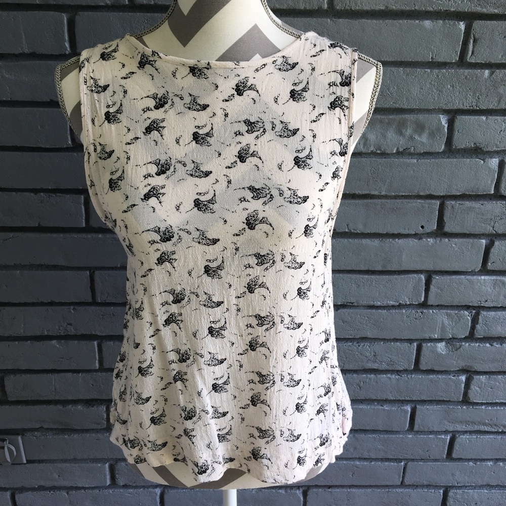 Free People Sleeveless Top w pink and black print & open back.